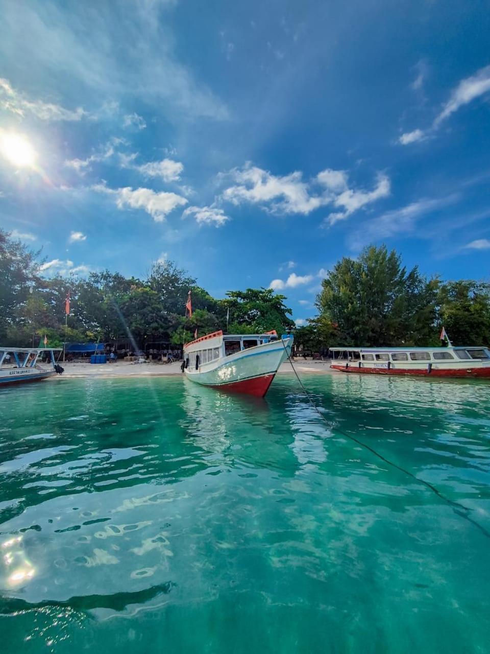 Radika House Apartment Gili Trawangan Luaran gambar